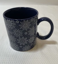 Chic & Tonic  14 oz Blue & White Winter  Snowflakes Christmas Mug.