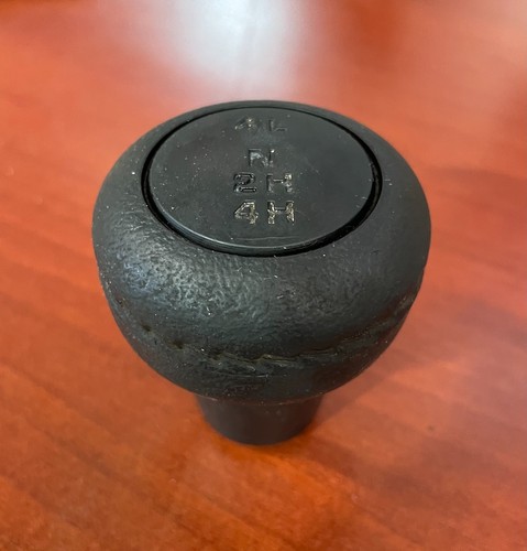 Jeep CJ 1980-1986 CJ5 CJ7 Dana 300 Transfer Case OEM Shifter Knob - Picture 3 of 5