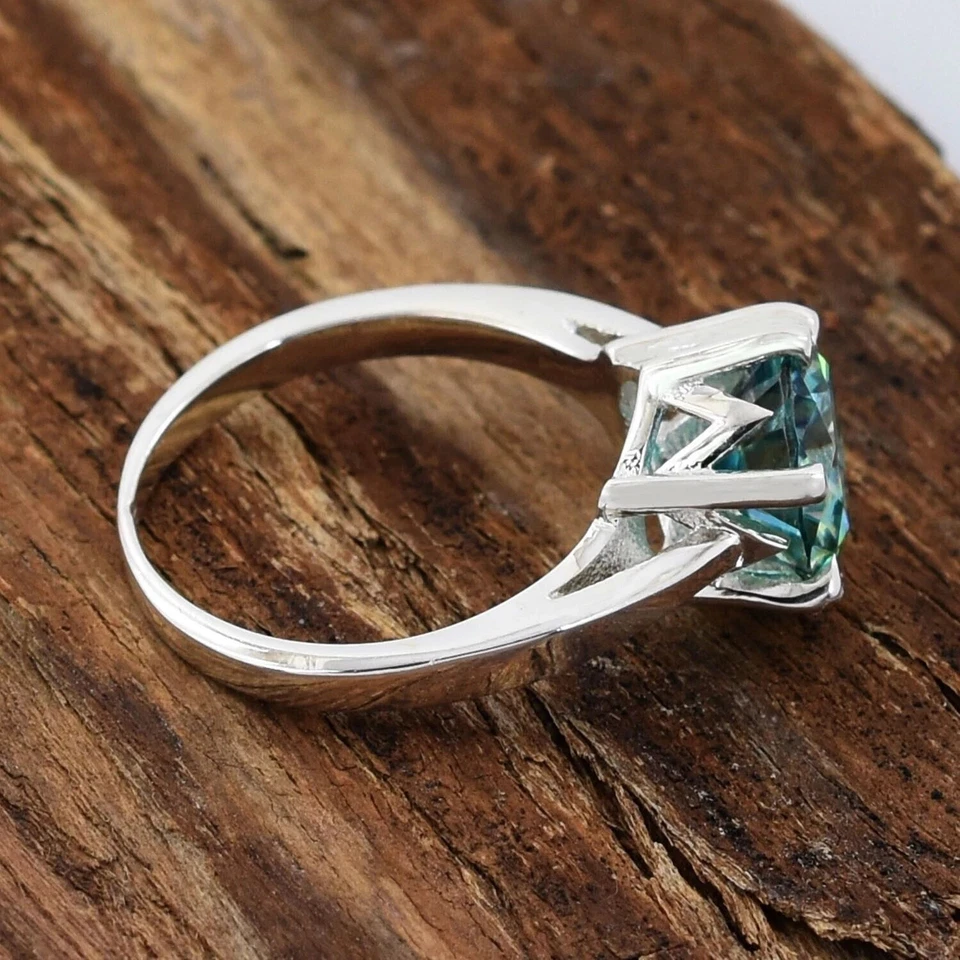 Anillo solitario de diamantes azules creado en laboratorio con certificación de plata 925 de 3,65 quilates Foto 3 de 4