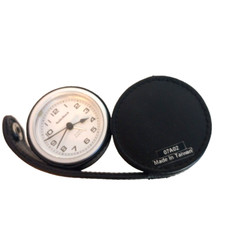 Vtg Radio Shack Round Quartz Alarm Travel Clock in Leather Case Needs Battery