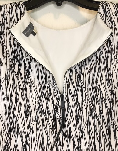 Vince Camuto Small Ivory Black Geometric Short Sleeve Accent Zipper Women’s Top - Picture 10 of 12