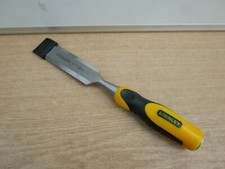 STANLEY 0 16 881 DYNAGRIP STRIKE CAP 32MM BEVEL EDGE WOOD CHISEL