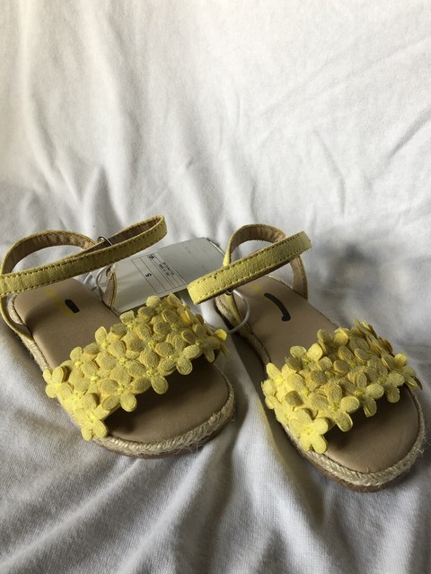 yellow flower sandals