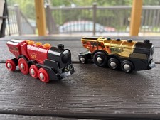 Brio Mighty Golden Action Locomotive 33630, Mighty Red Action Locomotive 33592