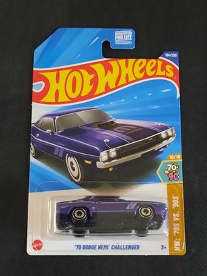 2025 Hot Wheels 70 Dodge Hemi Challenger