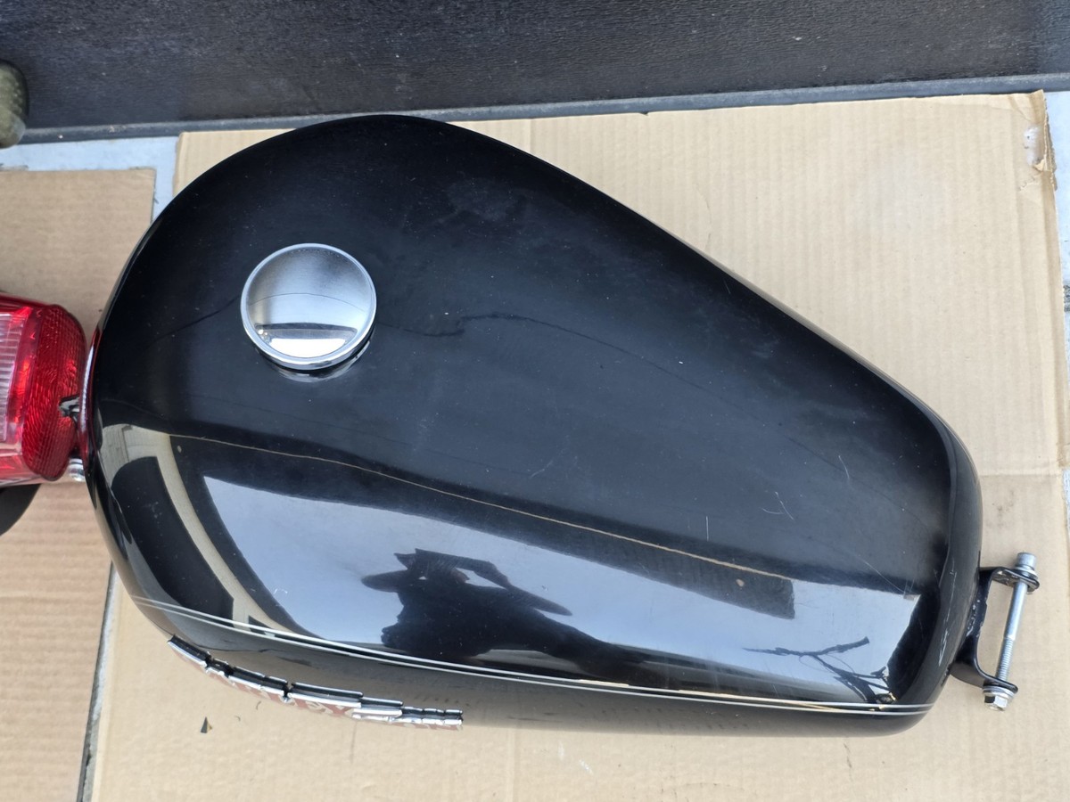 07-22 Harley XL883 XL1200 Sportster OEM Gas Fuel Tank XL1200C