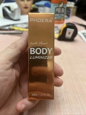PHOERA Rose Glow! Face & Body Luminizer Glistening Bronze & Brush 30mL/1.0 oz