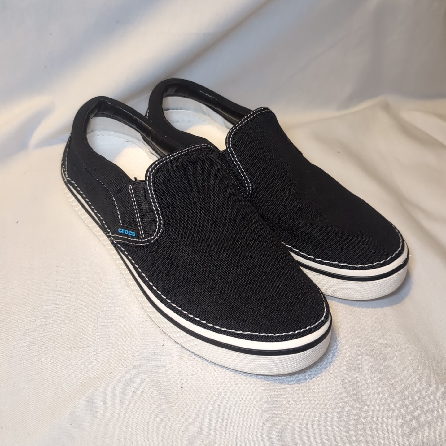 Crocs Hover Mens 9 Women 11 Shoes Black White Slip On Canvas