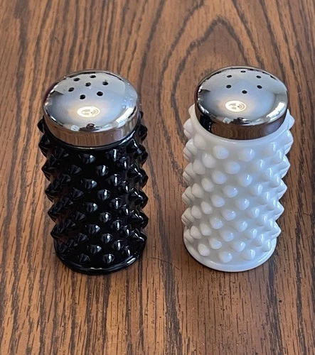 FENTON Milk Glass Hobnail Black & White Salt & Pepper Shakers Vintage Very Good