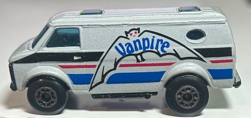 Matchbox Lesney Chevy Van - Vampire (black bottom)