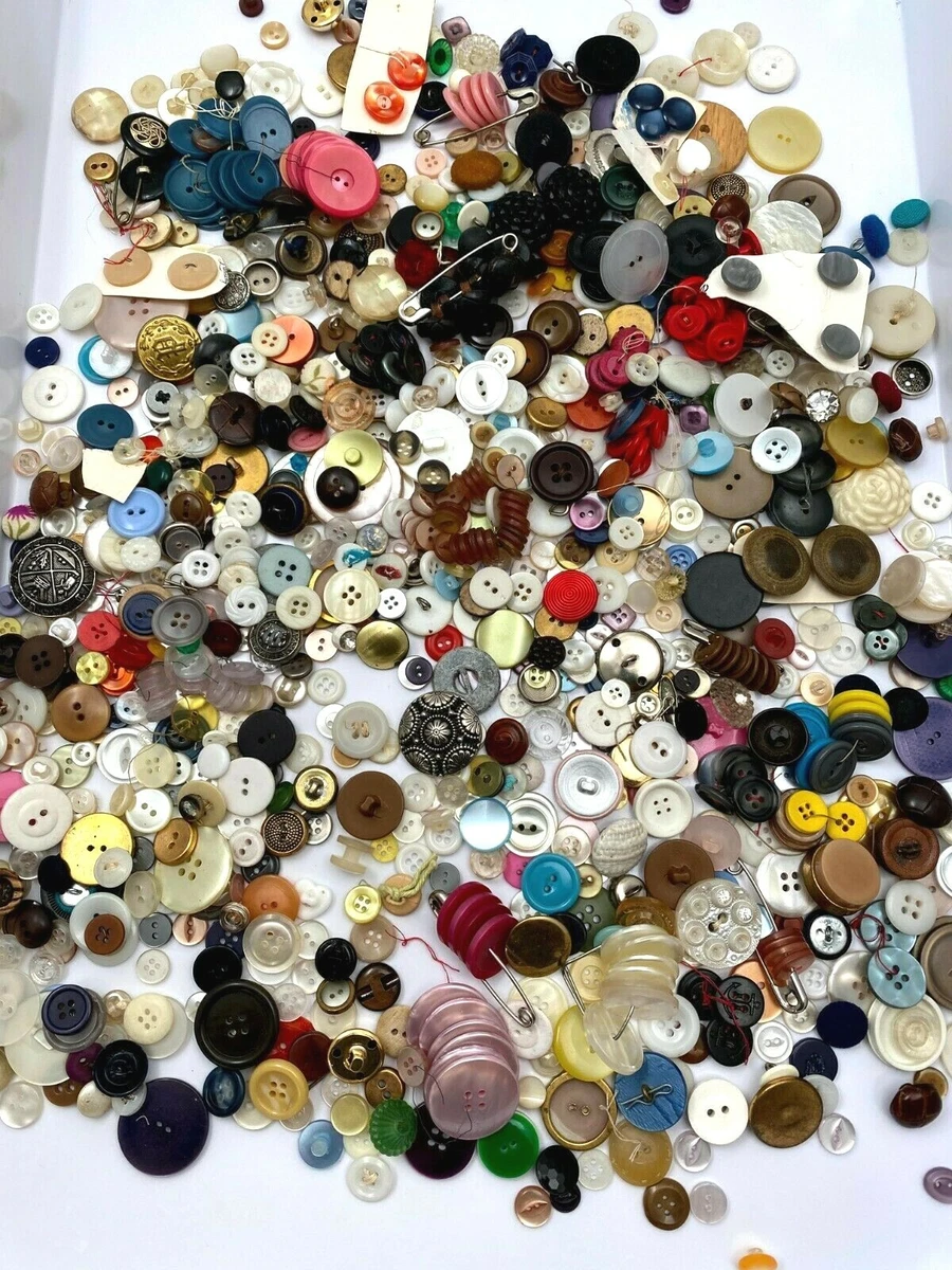 Vintage buttons online deals