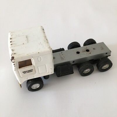 ERTL Kenworth Ben & Jerry s Ice Cream Tractor STK #200 Diecast