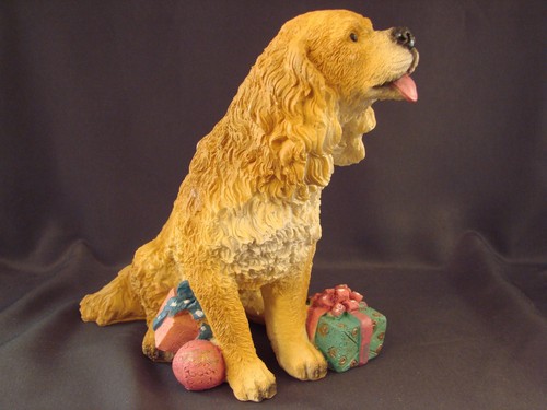 Resin GOLDEN RETRIEVER / SPANIEL Dog Figurine 7 7/8" T Christmas Holiday #GD4
