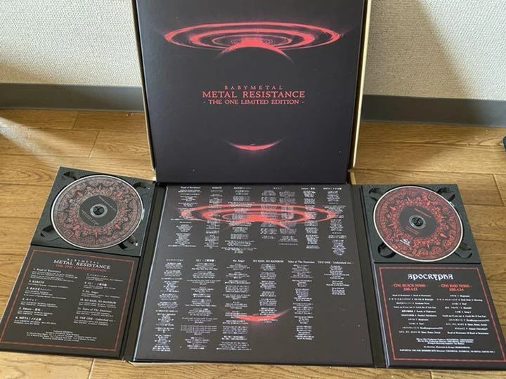 BABYMETAL METAL RESISTANCE THE ONE LIMITED EDITION CD+Blu-ray From