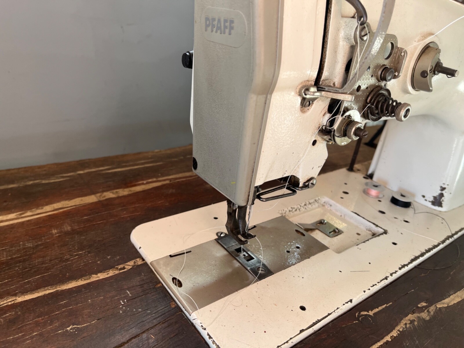 PFAFF 1245 Walking Foot INDUSTRIAL Sewing MACHINE MADE IN GERMANY. eBay