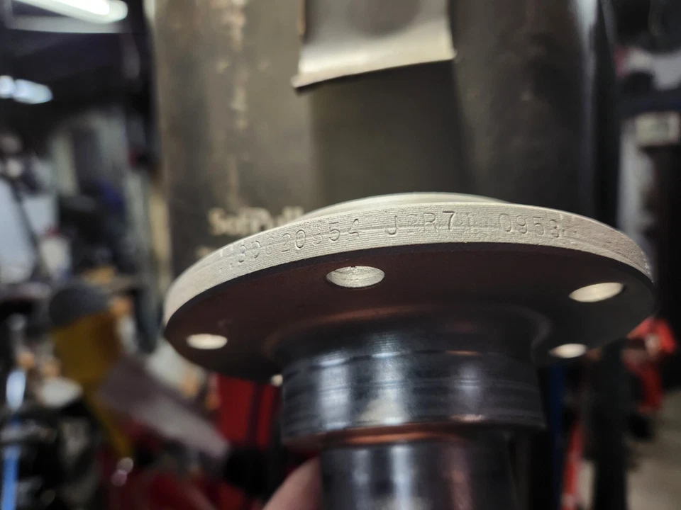 USED PAIR Dana 44IFS D44IFS TTB Spindles 80-91 Bronco/F150 4WD 4x4 - Image 4 of 4