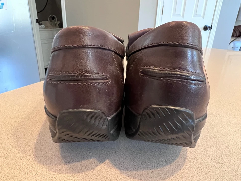 Zapatos mocasines MBT para mujer de cuero marrón Penny talla 6 Foto 4 de 4