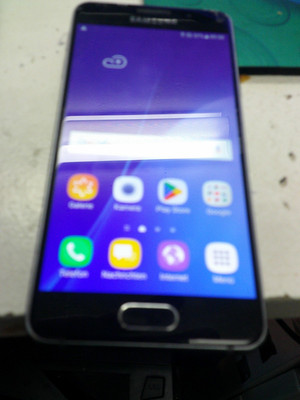Samsung Galaxy A3 2016  SM-A300F/DS - 16GB - Schwarz (Dual SIM) (Ohne Simlock)