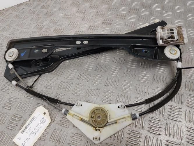 Mecanisme de leve vitre electrique arriere gauche DODGE JOURNEY 68043739AA - Photo 2/4