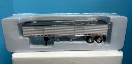 Tonkin/Truck n Stuff 1/53 Scale Brown Kenworth w/Single Sleeper&Grain Trailer - Picture 4 of 21