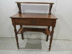 Coiffeuse-bureau-desserte