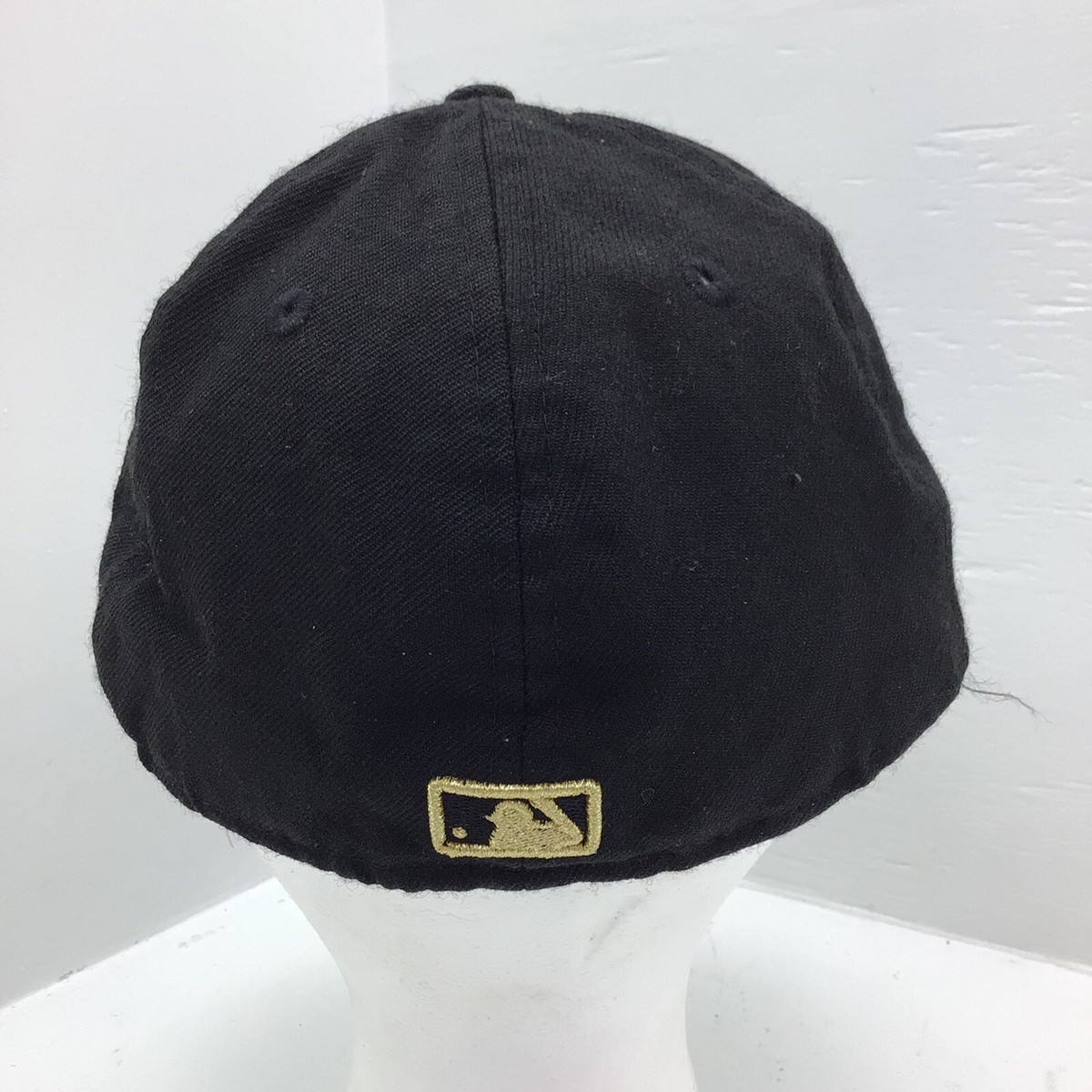 NEW YORK YANKEES NEW ERA 59Fifty FITTED HAT 7 1/8 BLACK RN