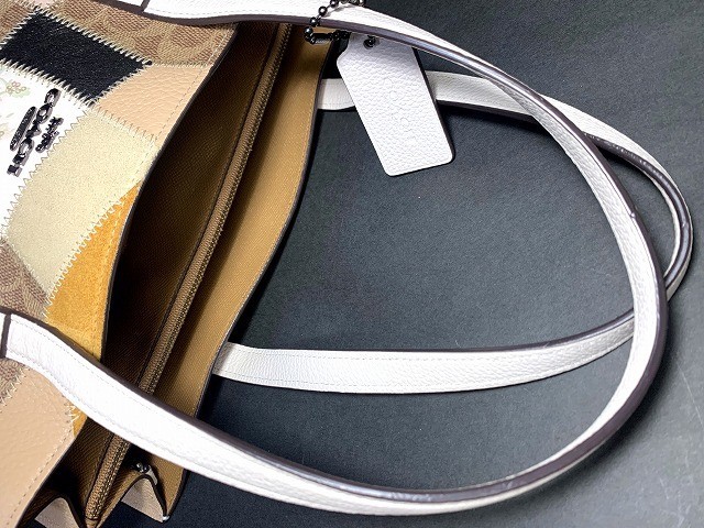 beautiful  Rare model COACH patchwork leather tot… - image 5