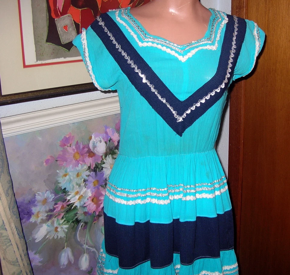 Vestido de Baile Cuadrado Vintage Algodón Turquesa/Negro Damas con Trenza Plateada...Pequeño Foto 4 de 4