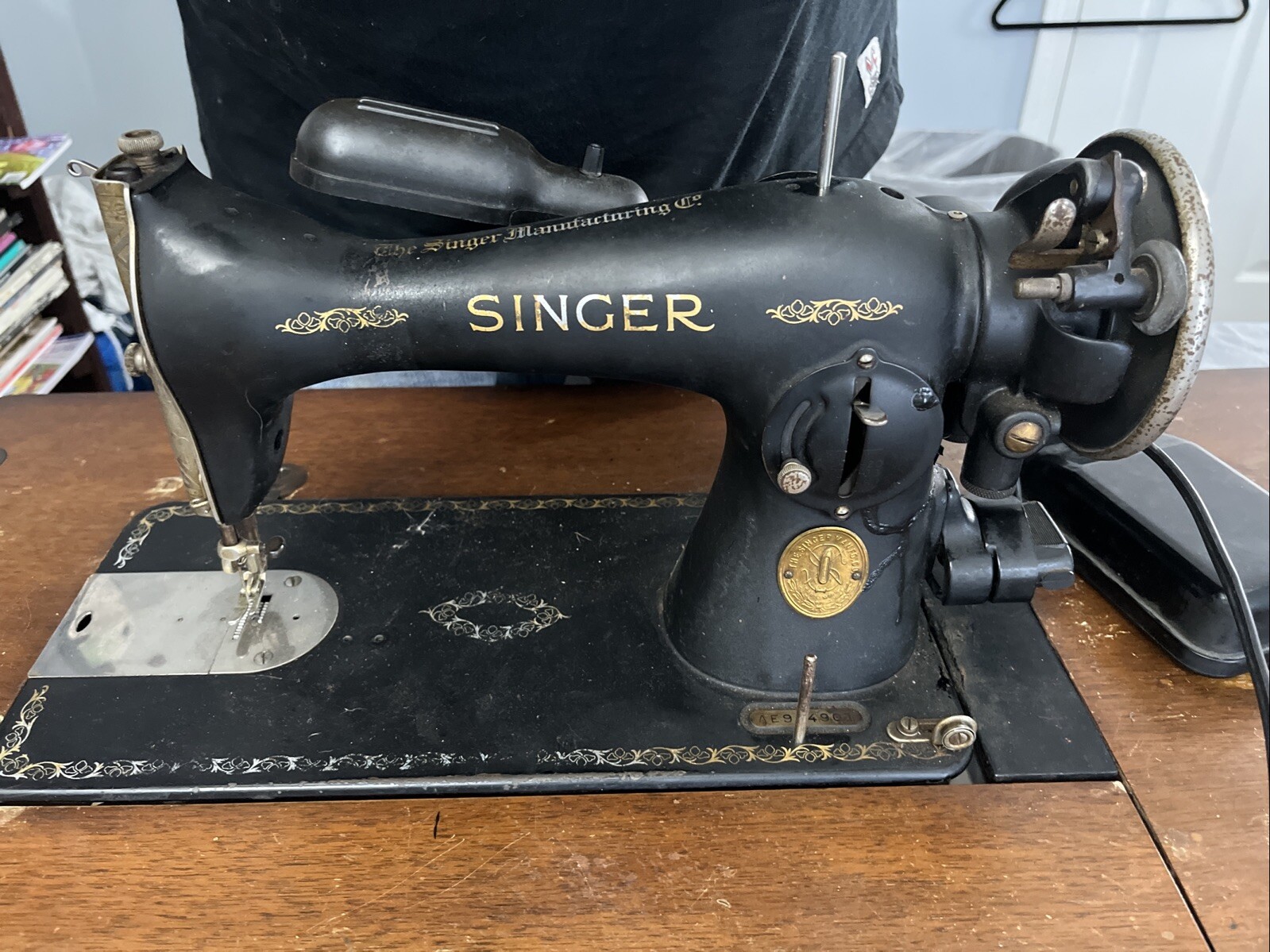 1936 Vintage Singer Sewing Machine With Original Table | eBay