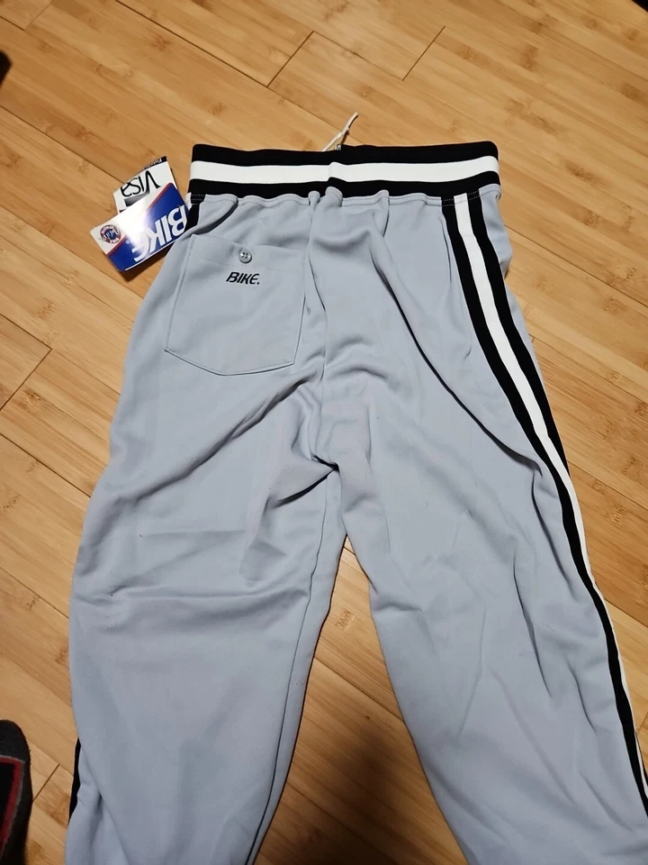 Pantalones de béisbol VINTAGE Bike Team nuevos con etiquetas talla juvenil mediana 27 pulgadas X 23 pulgadas Hecho en EE. UU. Foto 4 de 4