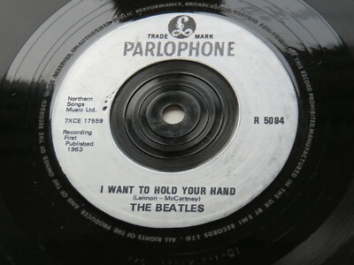 THE BEATLES  I WANT TO HOLD YOUR HAND   45 1993  U.K.  SILVER  LABEL PRESSING