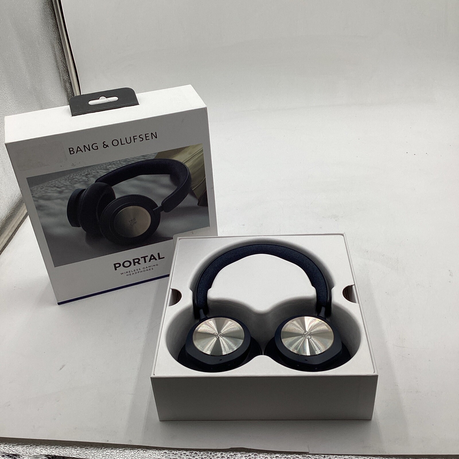 B&O - NAVY Beoplay Portal XBOX Wireless Noise Cancelling OTE Headphones New