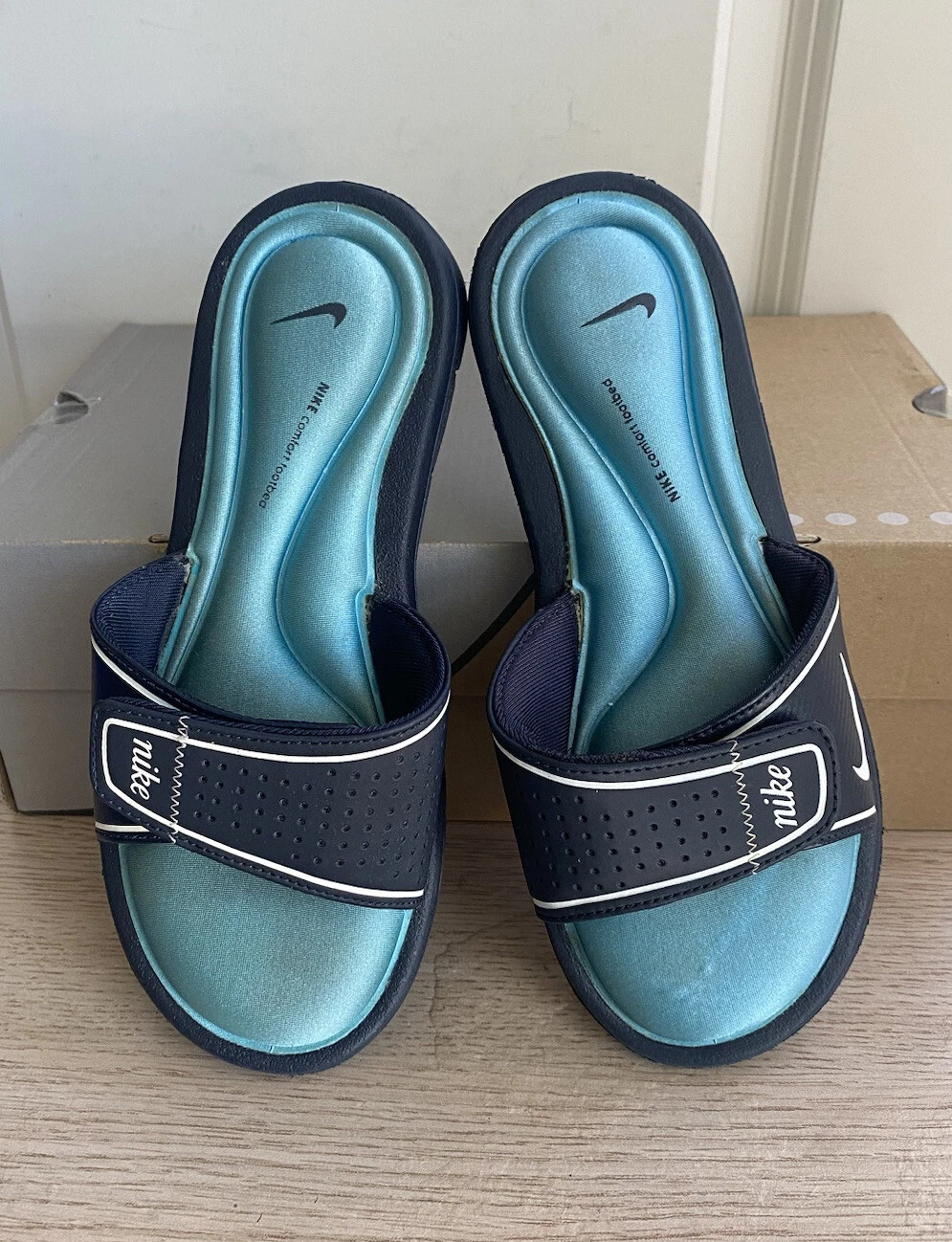 Sandali da donna Nike Ultra Comfort infradito neri 360884 411 taglia 6