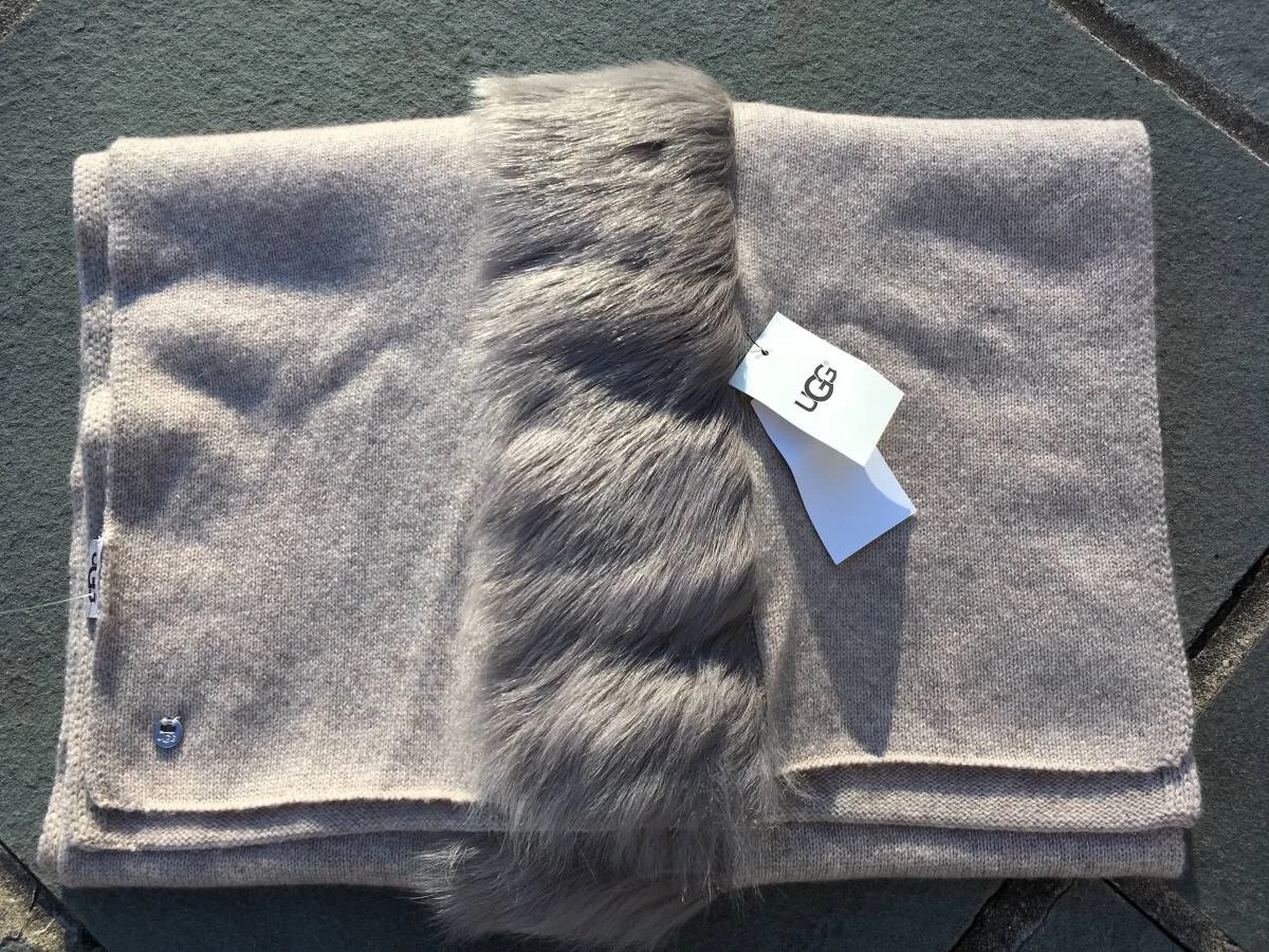 NEW/NWT $500+ UGG Natural Heather Cashmere/Wool & Long Hair Shearling Fur Scarf