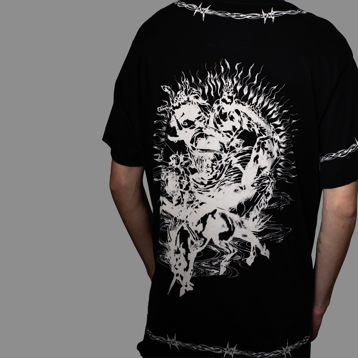 Givenchy Gothic Barb wire View 3