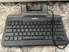 Belkin Wired Tablet Keyboard w/Stand for iPad  Lightning Connector - Used