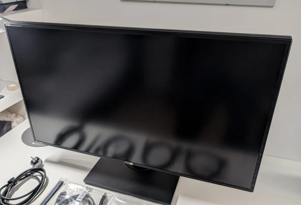 ASUS - PA329Q 32" IPS LED 4K UHD Monitor - Schwarz - WIE NEU - ALLES ENTHALTEN! - Bild 3 von 4