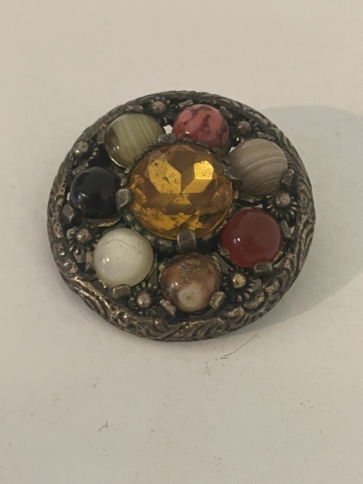 Picture 2 of 9