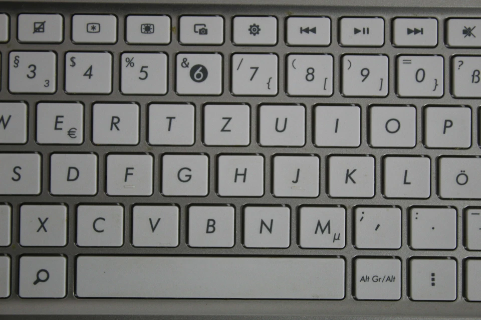 ASUS Dock AD03 Mobile Dock silber (S3080-A38) - Bild 3 von 4