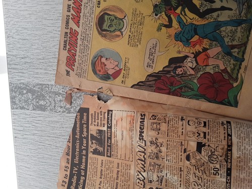 Lote de 4 cómics de héroes de colección, Linterna Verde, Super Hombre, Escarabajo Azul, dañados - Imagen 16 de 24