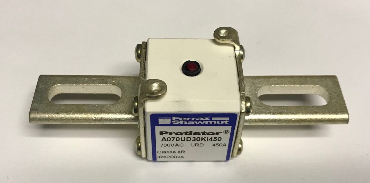 FS FERRAZ SHAWMUT MERSEN A070UD30KI450 Protistor 450 AMP Fuse 700