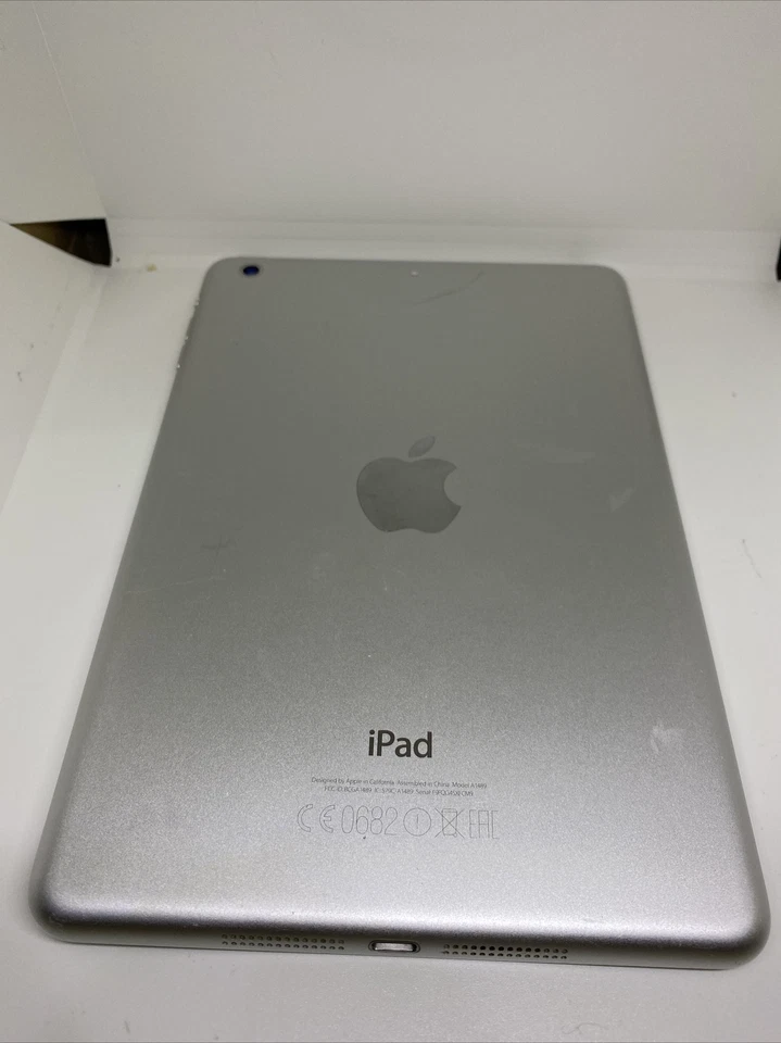 Apple iPad Mini 2 2nd GENARATION 7.9" 16GB 32GB WiFi /4G Black Grey - Image 2 of 4