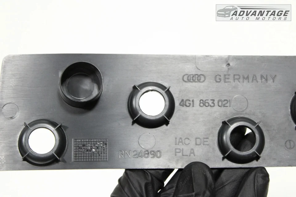 AUDI A6 QUATTRO C7 2012-18 ALFOMBRA DE PISO FRONTAL INSERCIÓN PEDAL MUERTO SOPORTE OEM Foto 4 de 4