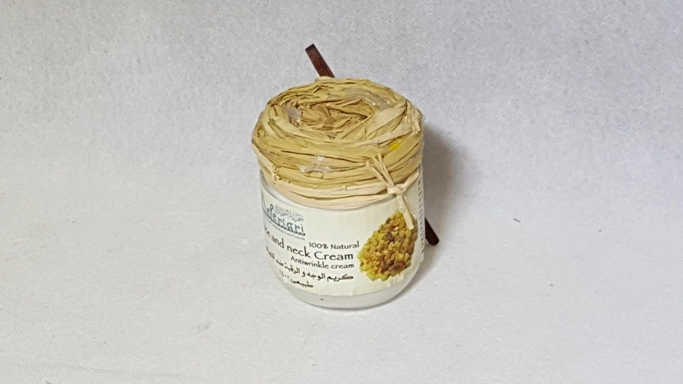 Nefertari Crema Incienso Antiarrugas Crema Rostro y Cuello 100% 95 gm Foto 3 de 3