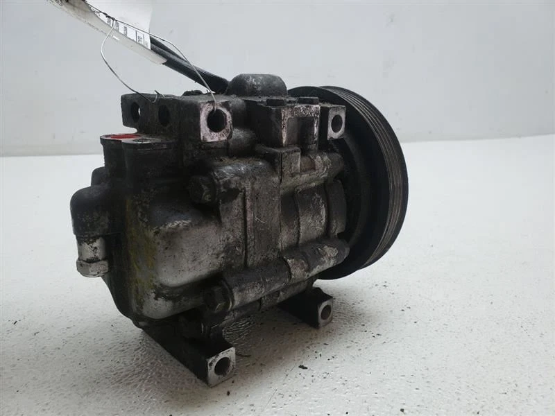 1992 1993 Mazda MX-3 AC Compressor 6 Cylinder EA0361450 N1301AB4 - Image 4 of 4