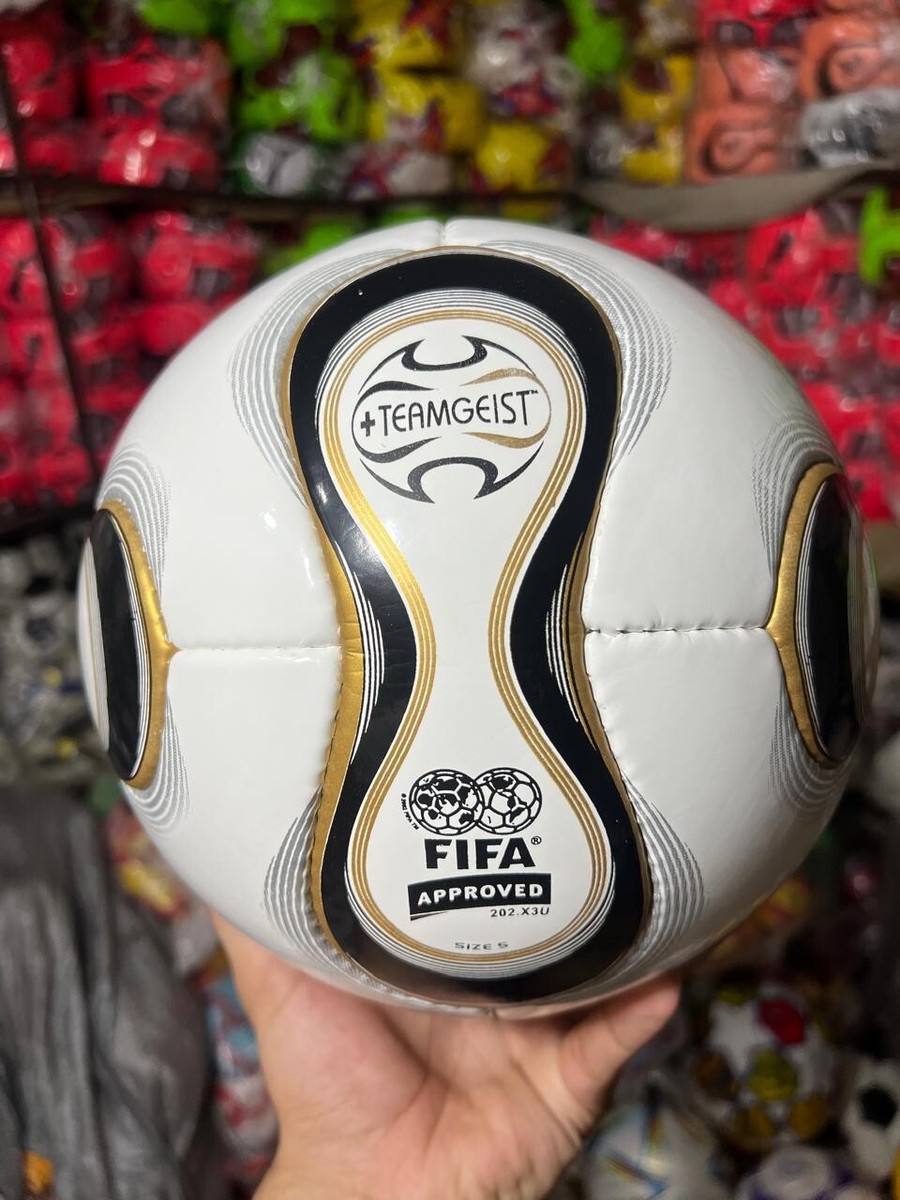 adidas - World Cup 2006 サッカーボール サッカーボール 2006 アディダス（ドイツワールドカップ試合球