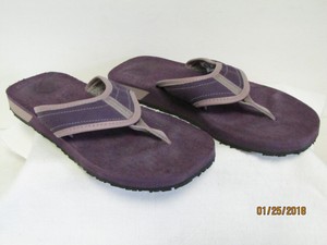 mens purple flip flops