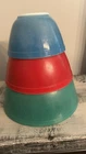 Vintage Set of 3 Pyrex Primary Colors Nesting Bowls-Green, Red, Blue
