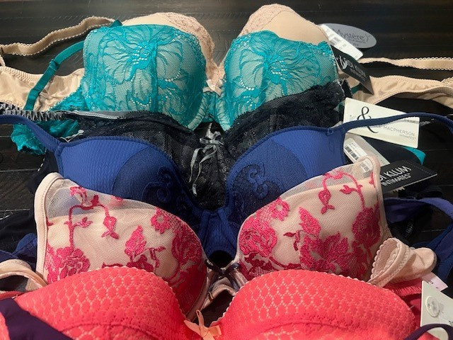 Bras for women-Set of 11 Size 36B, Heidi Klum, Freya and More---NWT image 10
