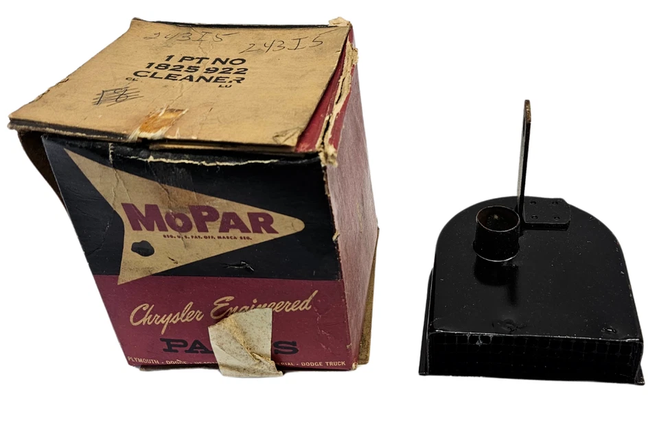 1957-1962 Dodge Plymouth Crankcase Vent Air Cleaner  W/ 8 Cylinder 1825922 NOS - Image 2 of 4